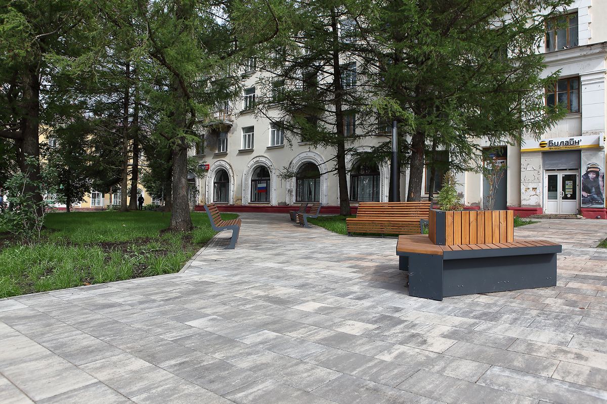 Сквер, Пикалёво